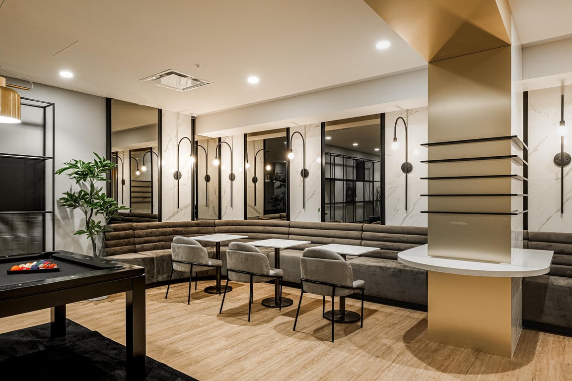 PoolTable seating_Central_Parc_Laval_-_Amenities__12_of_24_