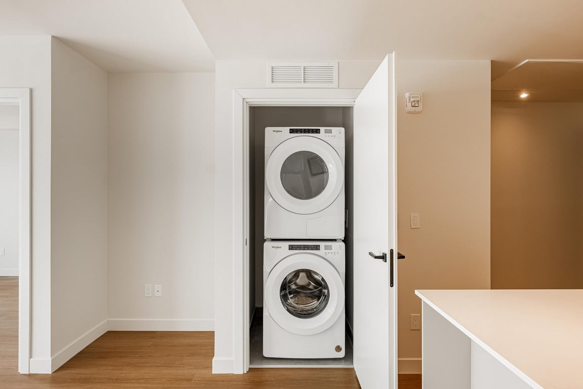 Washer Dryer_Central_Parc_3_-_106__22_of_30_