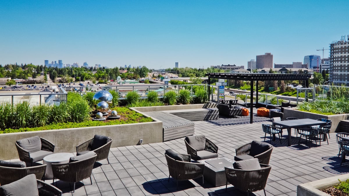Terrace_BRIO