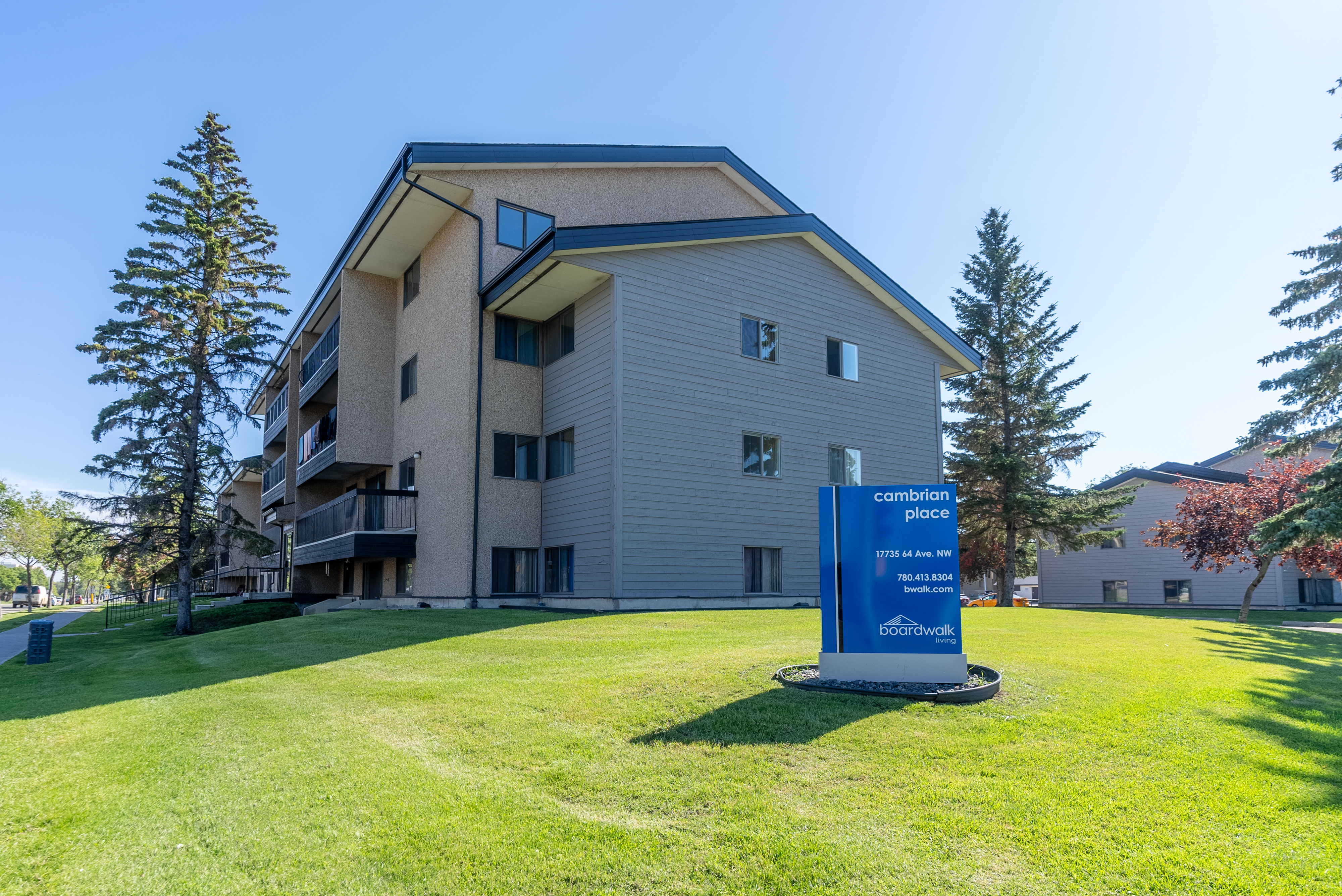 photo de la propriété pour le 17735 64 Ave NW, Edmonton