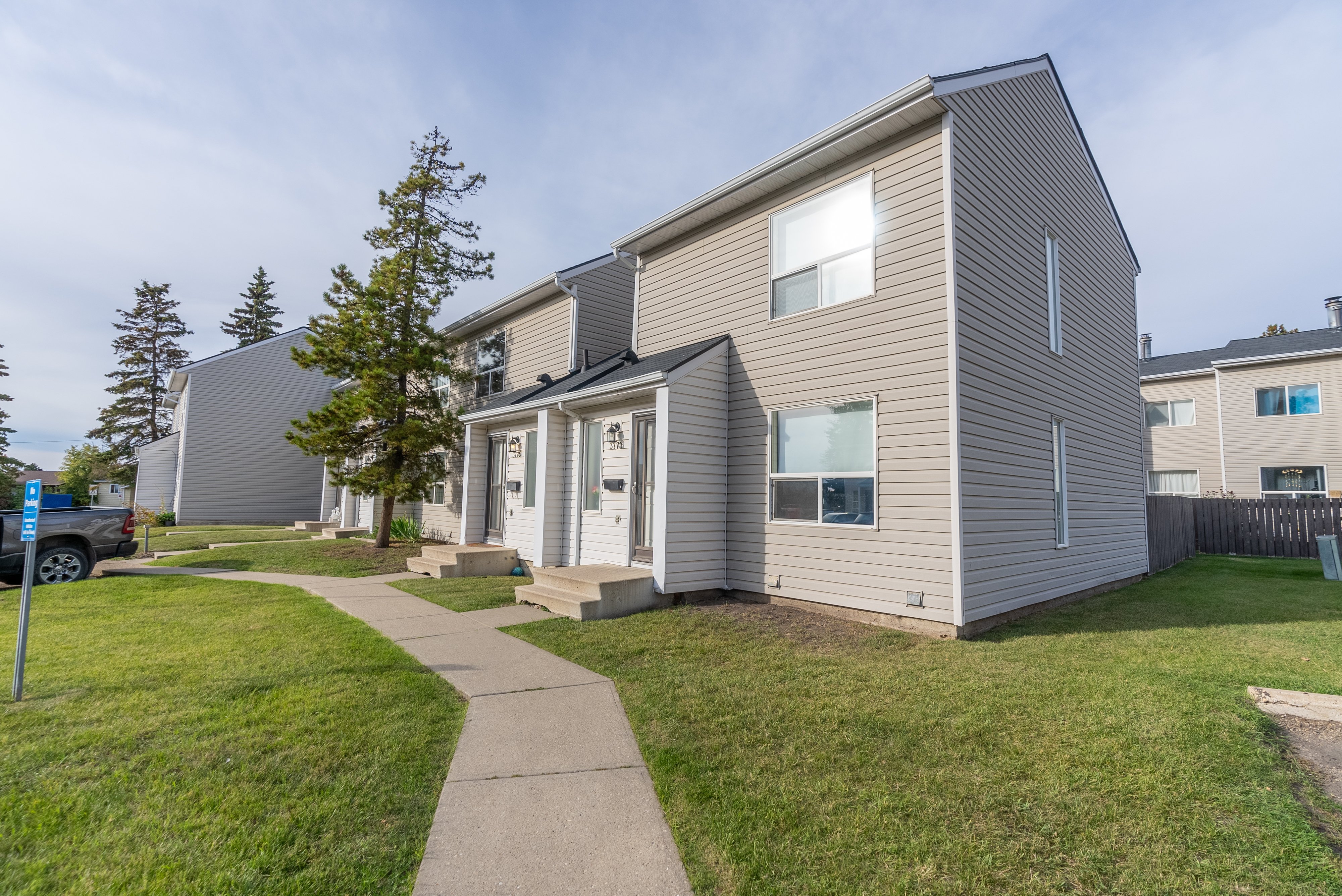 property photo for 3737 26 Ave. NW, Edmonton