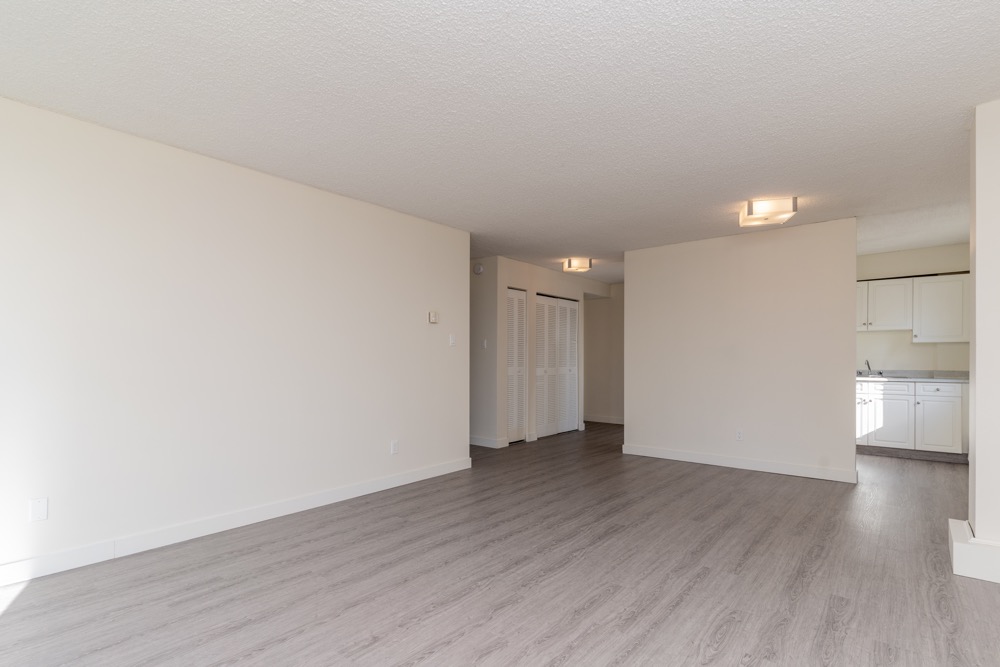 1 Bedroom at Maureen Manor