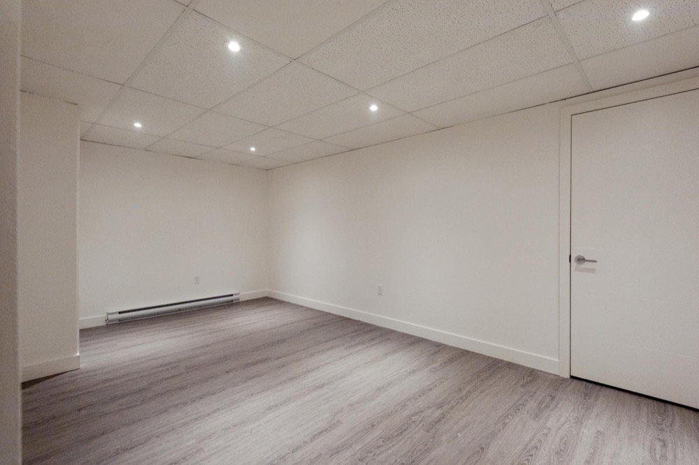 4 1/2 Rooms Premium at PH 2 - 3 Elevator