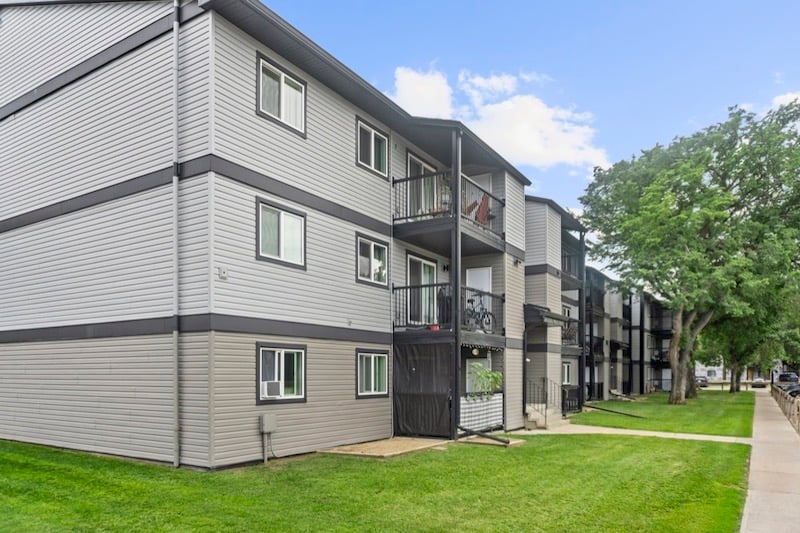 photo de la propriété pour le 2212 St. Charles Ave., Saskatoon
