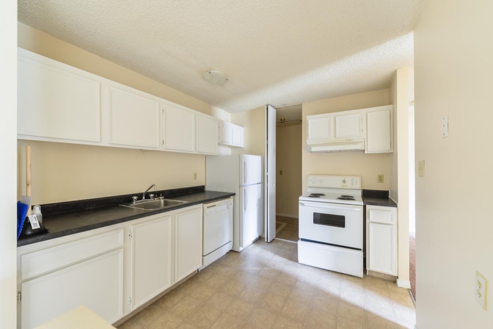 2 Bedroom at Westridge Manor